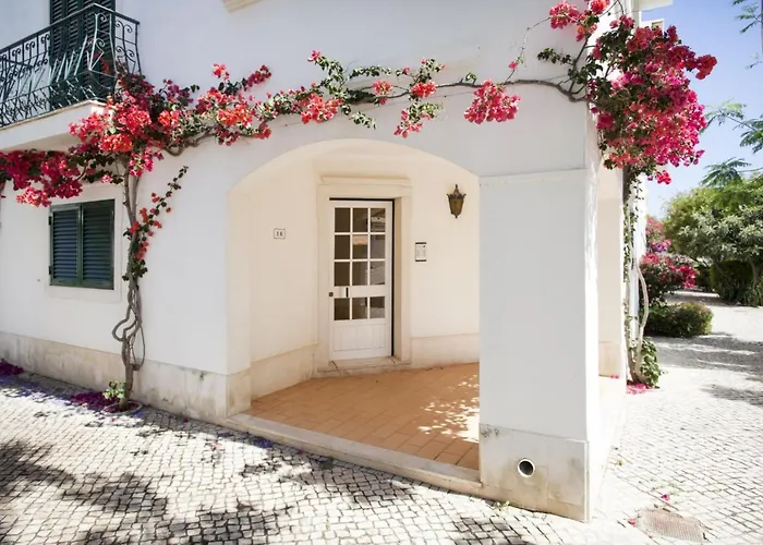 Alojamentos: Cabanas Village